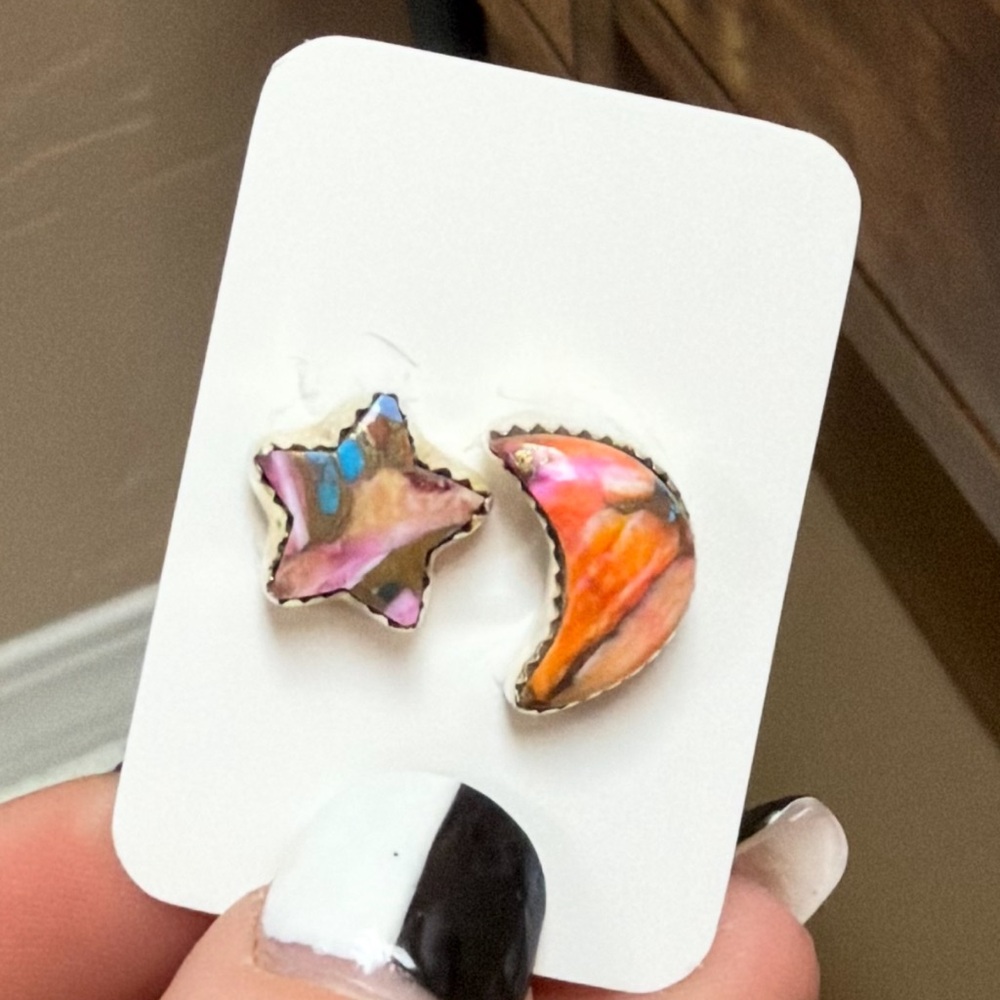 Sterling silver spiny oyster earrings